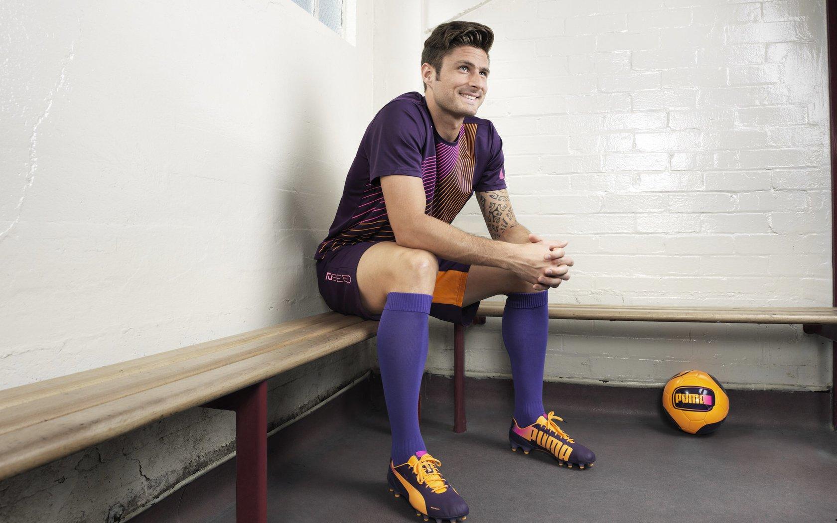 富安健洋深情告别兵工厂，离队非单方面决定，协商共识成就双赢局面